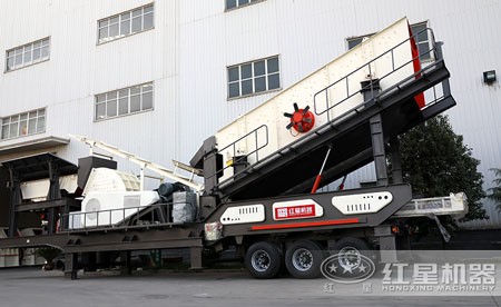 車載流動(dòng)錘式破碎機(jī)多少錢？產(chǎn)量多高？